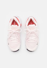Nike Performance Scarpe da allenamento - light pink