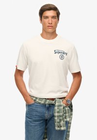Superdry & Co TOKYO NARRATIVE LOOSE - T-shirt print - bone white