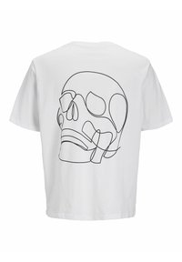 Hvid bomulds t-shirt med korte ærmer, der har en iøjnefaldende sort stregtegning af et skull på ryggen. Rund halsudskæring og afslappet pasform.