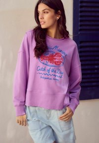 Next CREW NECK LONGSLEEVE - Pusa - purple graphic beaded lobster
