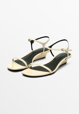 Massimo Dutti, STRAPPY LEATHER MID-WEDGE SANDALS - Sandaler m/ kilehæl - beige