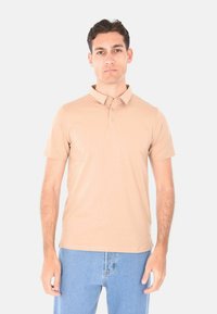 Non selezionato, cammello