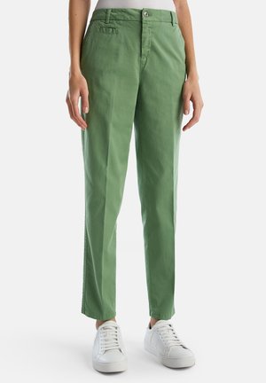 Chinos - green