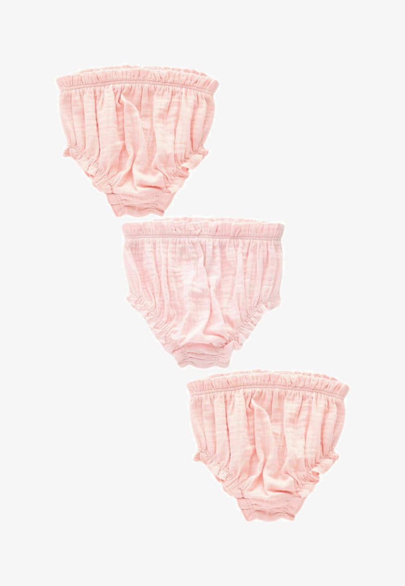 Różowe bawełniane szorty typu bloomer z marszczonymi elastycznymi pasami w talii i nogawkami, wykonane z miękkiego, teksturowanego materiału o luźnym kroju.