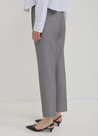 Calliope CON PINCES - Stoffhose - grigio