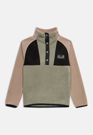 Polár pulóver bézs ujjakkal, olívazöld testtel, fekete mellrészekkel, patentos gombolósávval és a Didriksons logóval a bal mellrészen.