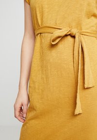 American Vintage Maksimekko - yellow