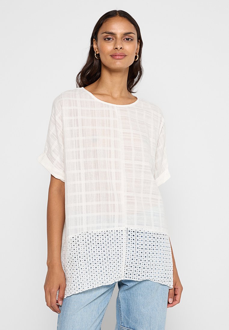 Apricot Blouse wit Apricot Blouse wit