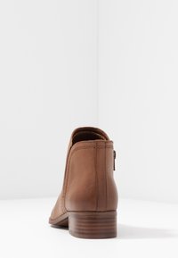 ALDO Kotníková obuv - cognac