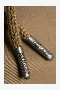 Ausgewählt, dark sand