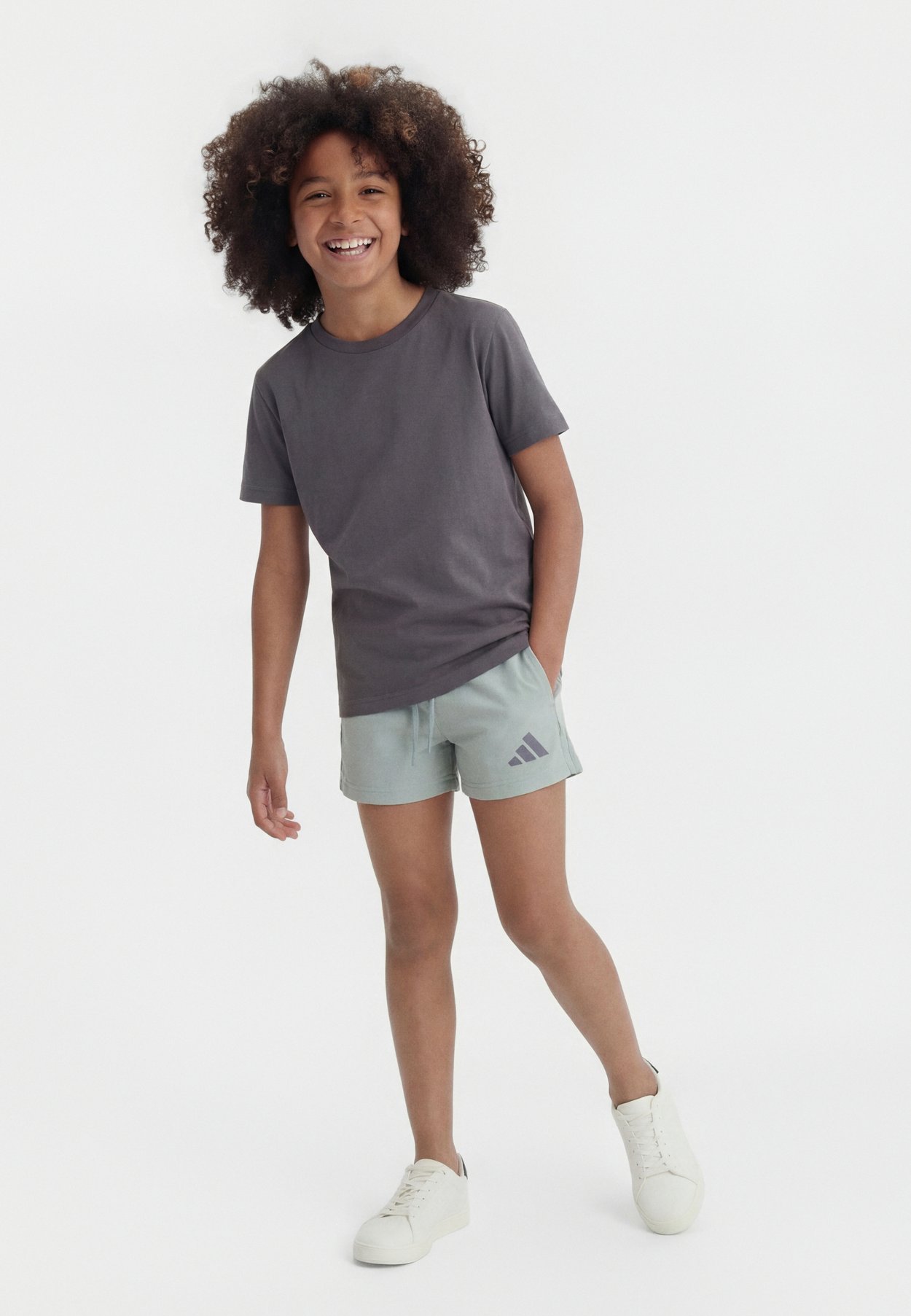 adidas SEASONALS ANIMAL JUNIOR UNISEX - Shorts - sage/aurora onix