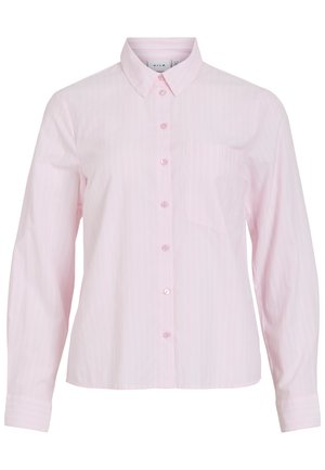 Svetloružová košeľa s dlhým rukávom s vertikálnymi bielymi pruhmi, zapínaním na gombíky vpredu, golierom a ľavým náprsným vreckom. Hladká bavlnená látka.