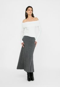 LIU JO OFF THE SHOULDER  - Strickpullover - white