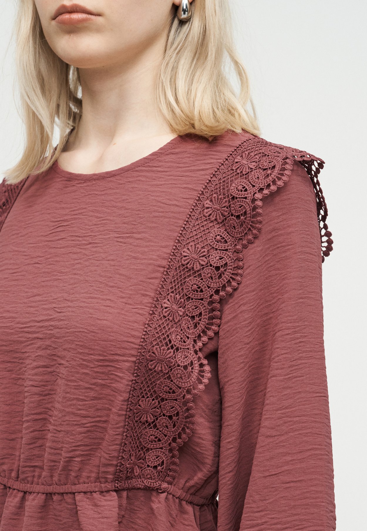ONLMETTE DETAIL PEPLUM