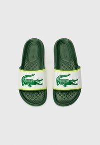 Lacoste SERVE - Pool slides - dark green/yellow