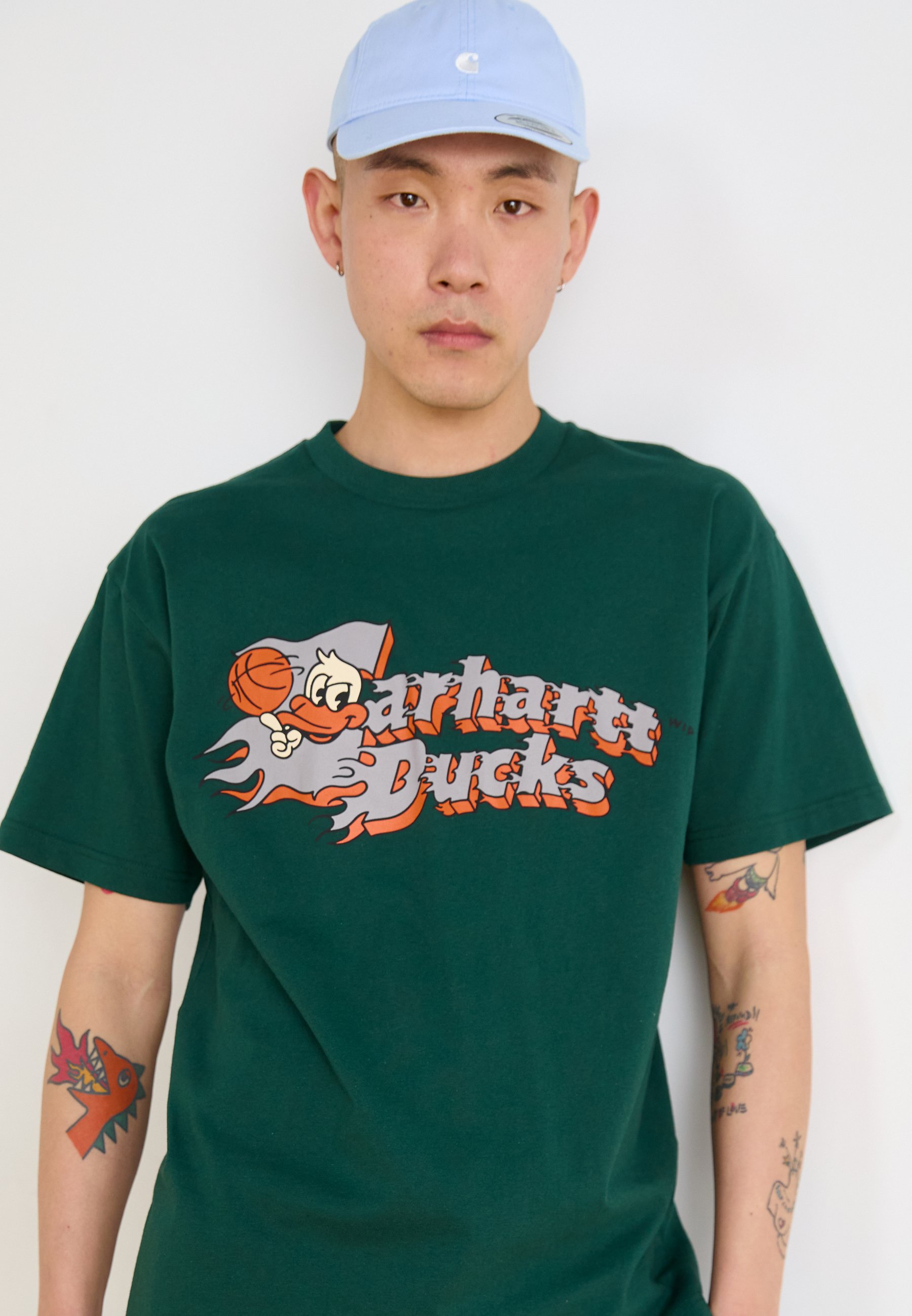 ★ドイツ発*carhartt WIP*新作*Flaming Ducks Tシャツ/GH★ Carhartt WIP S/S Flaming Ducks T-Shirt, White | Boutique en