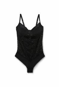 Svart bodysuit med spetsdetaljer, vadderade kupor, justerbara band och ett slätt svart midjeband med tryckknappsstängning.