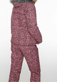 Protest Giacca da snowboard - light pink