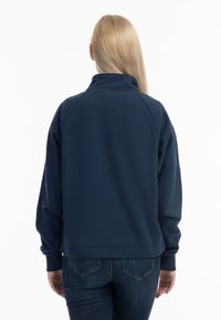 Thumbnail Image 3