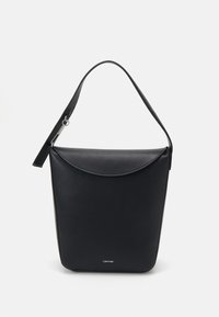 SOFT SCULPT BUCKET BAG - Håndveske - black