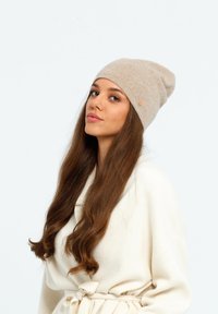 Bickley+Mitchell Beanie - beige