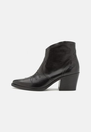 Cowboy-/Bikerstiefelette - black