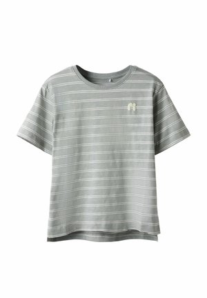 Szara, w paski koszulka z miękkiej bawełny, z okrągłym dekoltem, krótkimi rękawami i małym logo na klatce piersiowej.