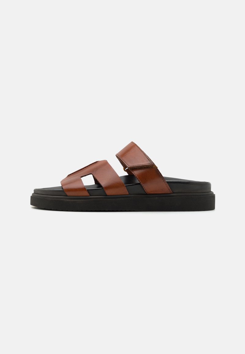Pavement - MARU - Mules - black/tan, Enlarge