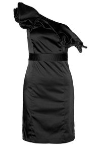 Abito nero a spalla unica realizzato in tessuto di satin. Presenta una ruffle sulla spalla, un design aderente e una cintura a strisce in satin in vita.