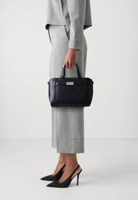 Tommy Hilfiger HERITAGE - Handbag - black