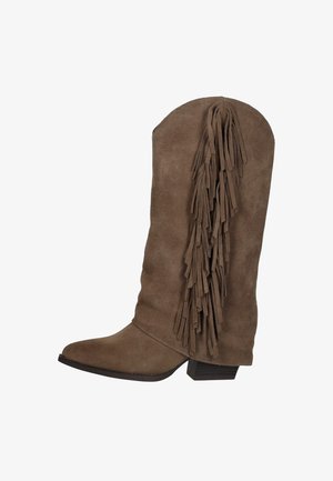 Bruine suede cowboylaars tot halverwege de kuit met gestapelde hak en lange franjes langs de buitenkant.