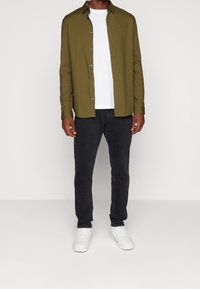 Tommy Jeans Skjorta - olive
