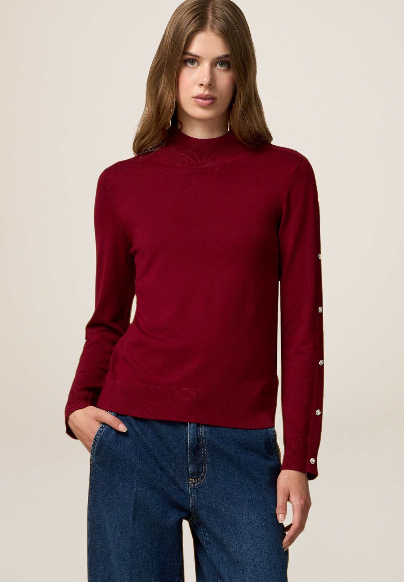 Oltre LUPETTO CON BOTTONI GIOIELLO Maglione bordeaux