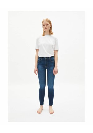 ARMEDANGELS TILLAA - Jeans Skinny Fit - blue (82)