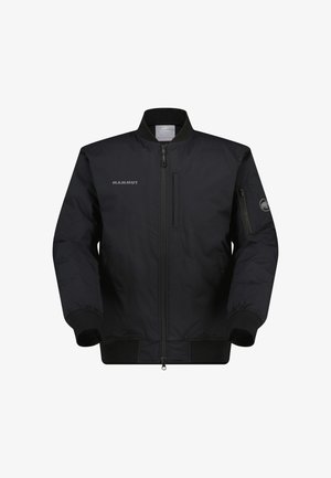 Czarna kurtka bombowca z przednim zamkiem, boczną kieszenią, elastycznymi mankietami oraz logo marki na klatce piersiowej i rękawie. Gładka faktura. Klasyczny design.