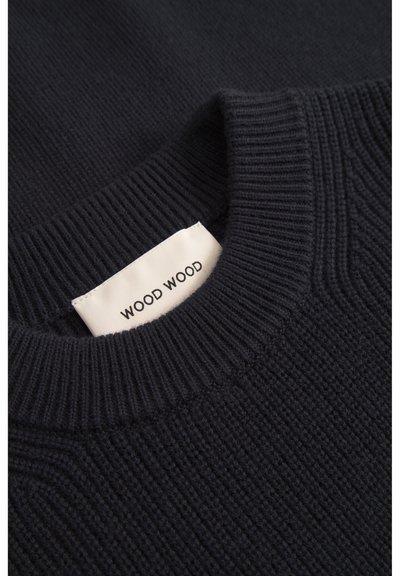 WOOD WOOD MORTEN CREW NECK - Pulover - salute