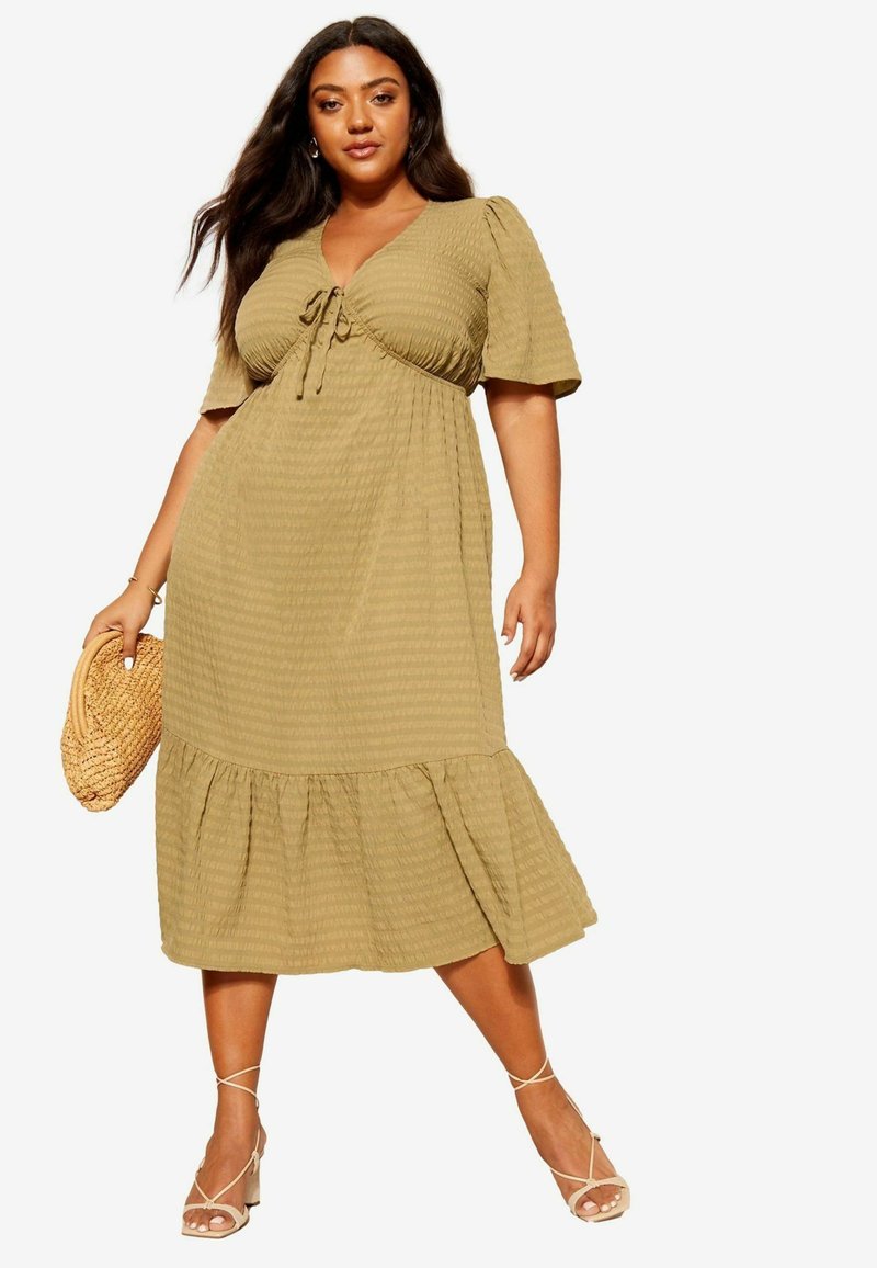 Curves Like These TEXTURED FLUTTER SLEEVE MIDI - REGULAR FIT - Vestido informal - khaki green