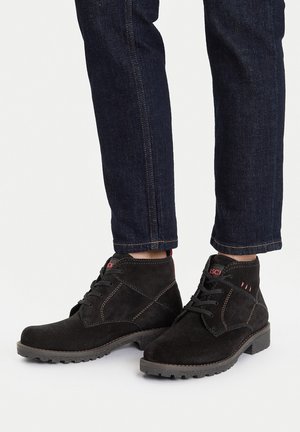 GIRO - Botki sznurowane