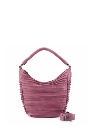 Mauve textuur schoudertas met geplooid ontwerp, korte handgreep en afneembare verstelbare riem op witte achtergrond.