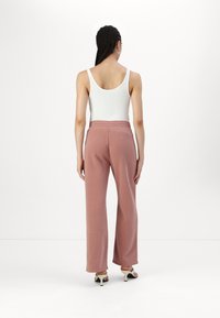 Abercrombie & Fitch ICON RELAXED - Spodnji deli trenirk - burlwood