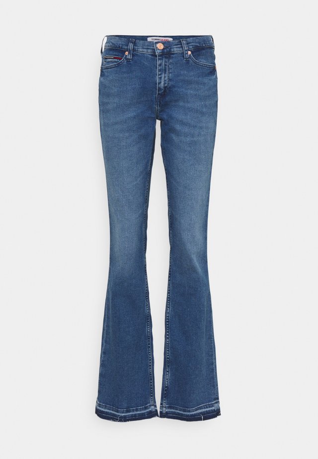 Bootcut Jeans Fur Damen Fur Einen Stylishen Denim Auftritt Bei Zalando