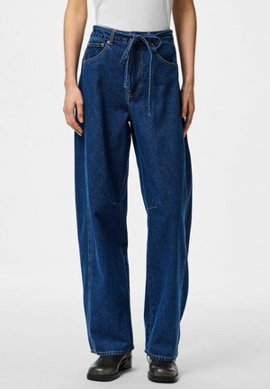 BARREL FIT PCFENNA - Jean boyfriend - dark blue denim