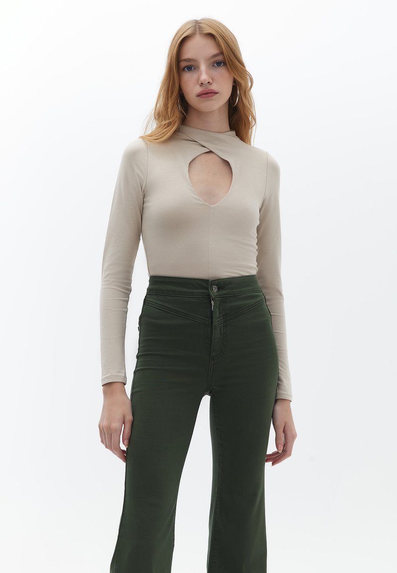 OXXO WITH CUTOUT DETAIL - Langærmet T-shirt - feather gray