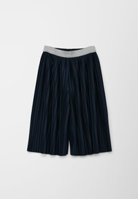 Marineblauwe geplooide shorts van lichtgewicht stof, met een elastische tailleband met een zilveren accent. Maatvoering op maat voor een comfortabele pasvorm.