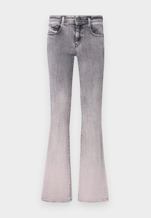 Diesel DEBBEY - Jeans Bootcut - 02
