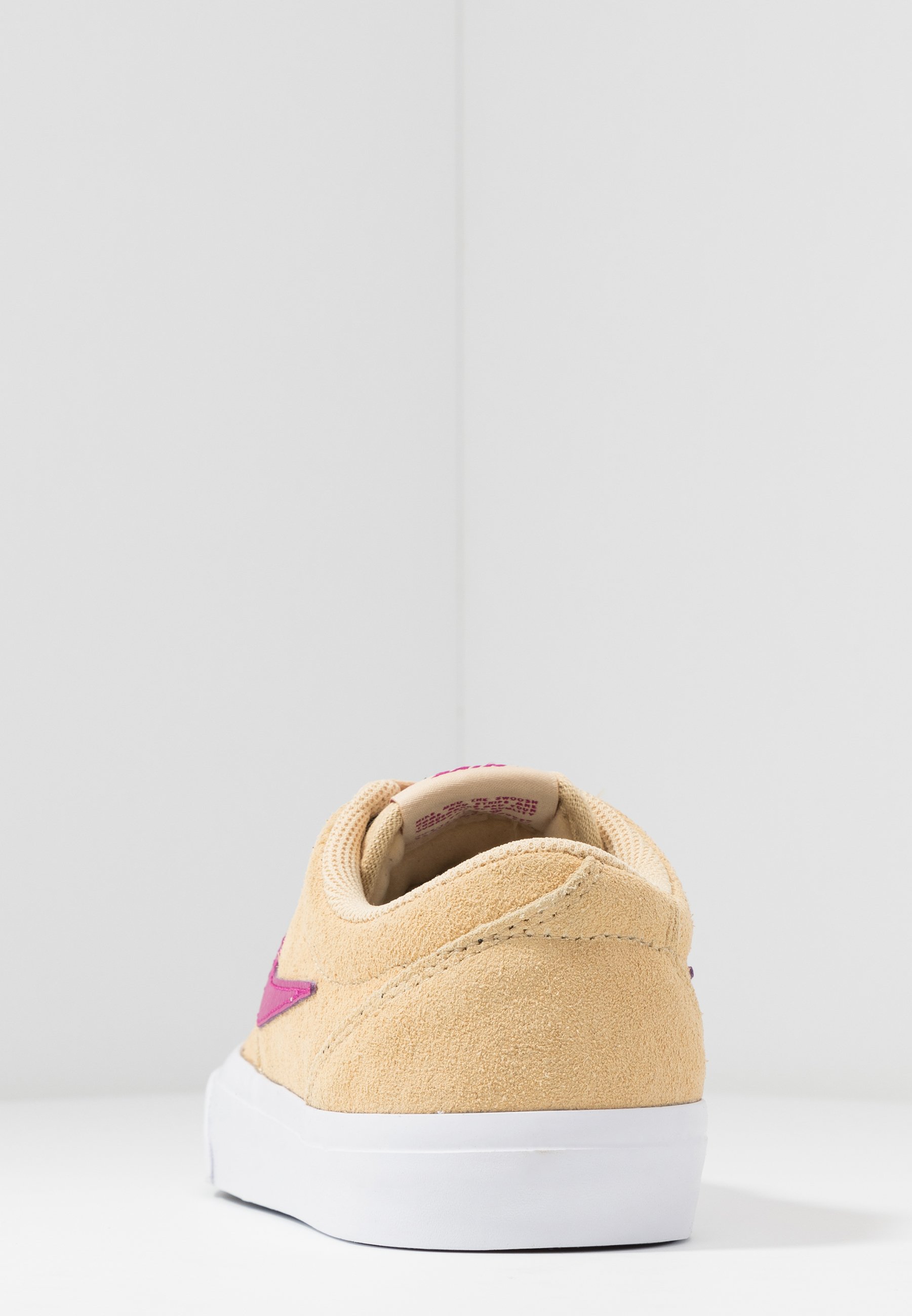 Nike SB CHARGE - Zapatillas - sesame/cactus flower/beige - Zalando.es