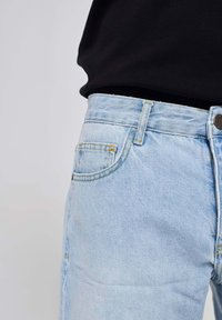 2Y Premium Džinsiniai šortai - light blue