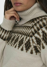 ONLY ROLLKRAGEN - Strickpullover - moonbeam