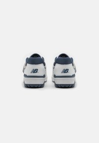 New Balance 550 UNISEX - Sporta apavi - white/blue