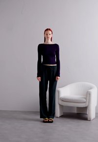 Won Hundred MALIA - Trousers - scarab